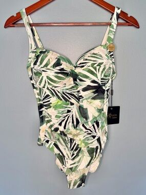 NWT Nip Tuck Swim Green Palm One-Piece Swimsuit | Size 6